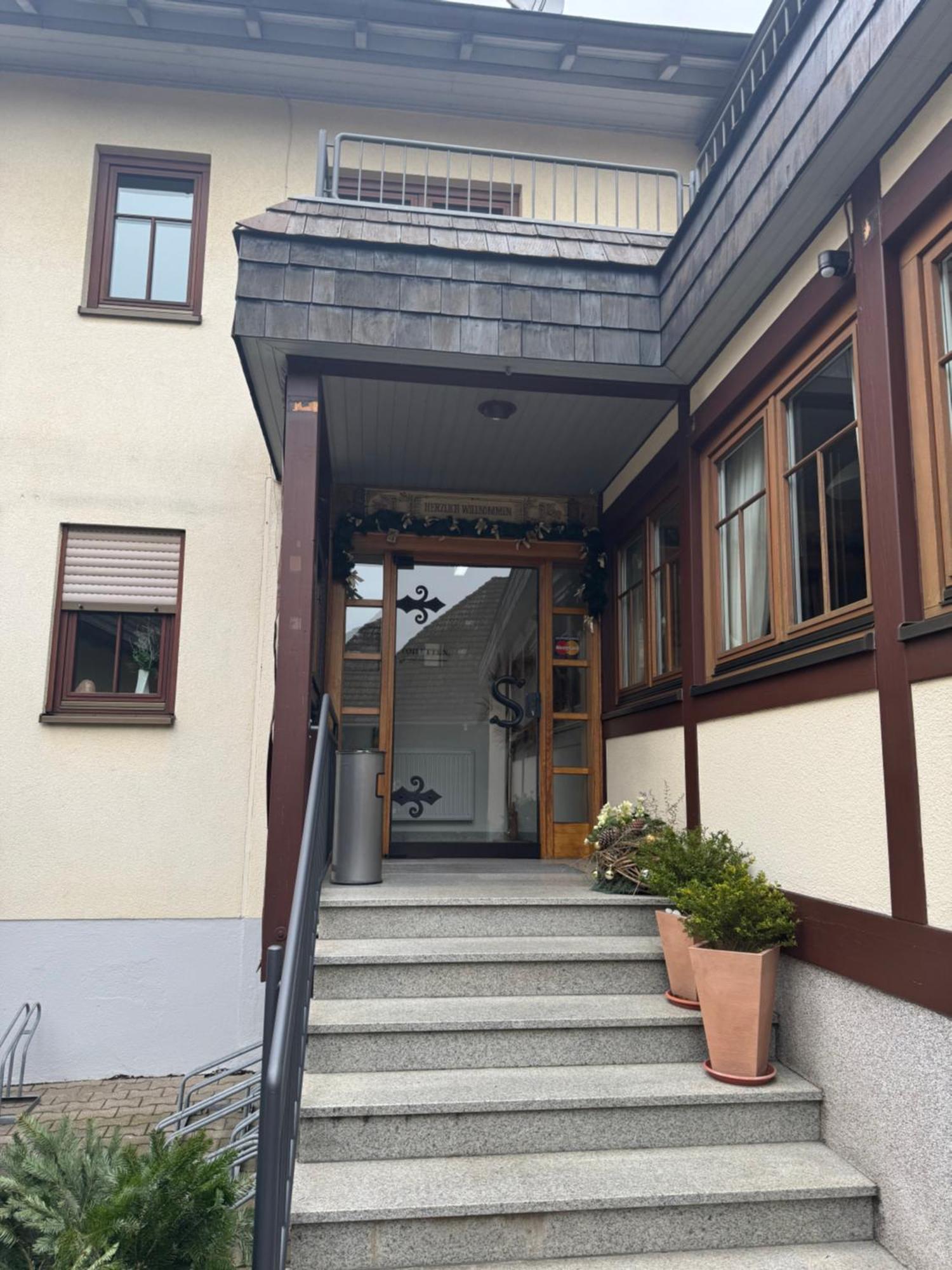Hotel Gruener Baum Rastatt Eksteriør billede