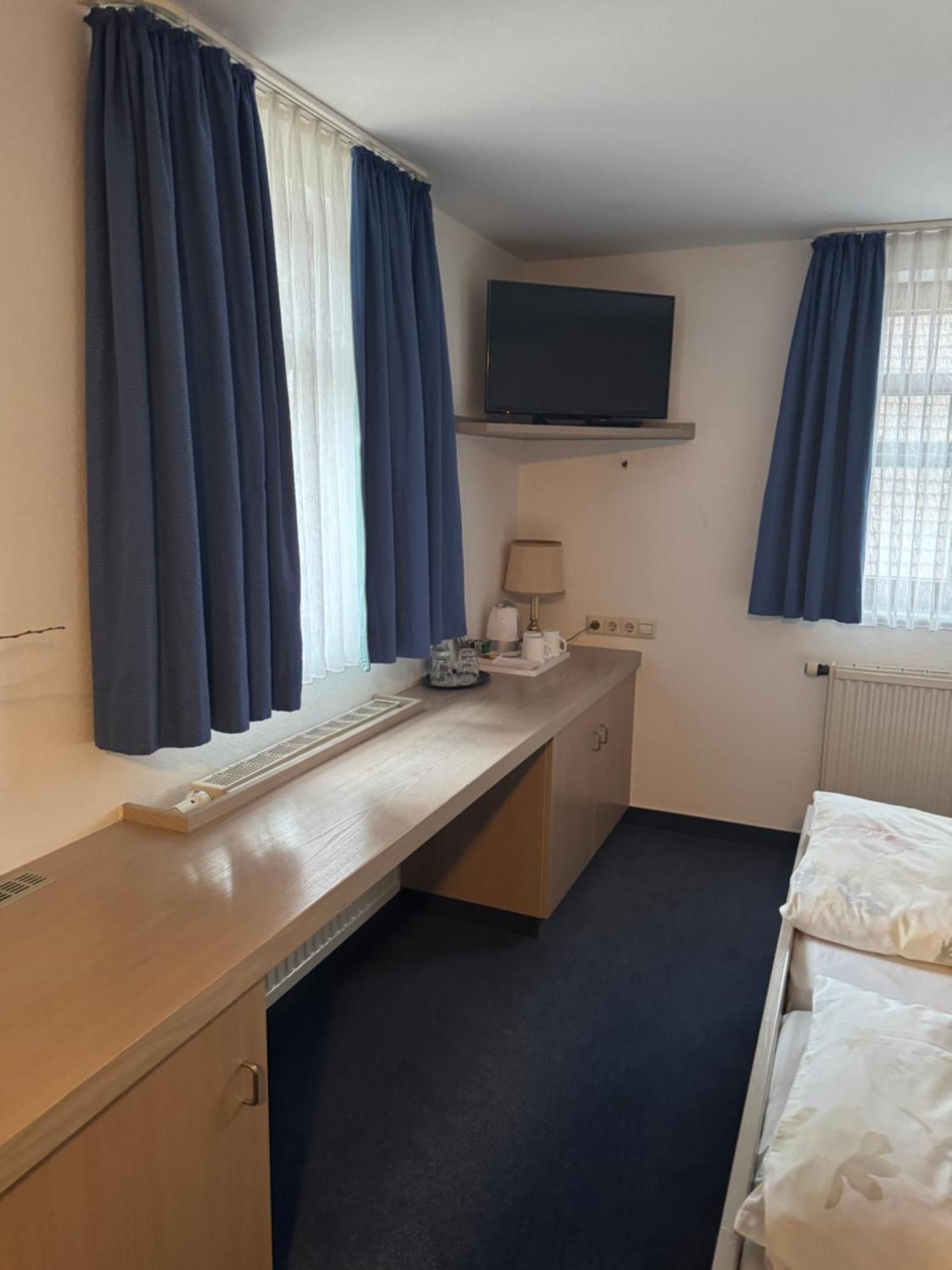 Hotel Gruener Baum Rastatt Eksteriør billede