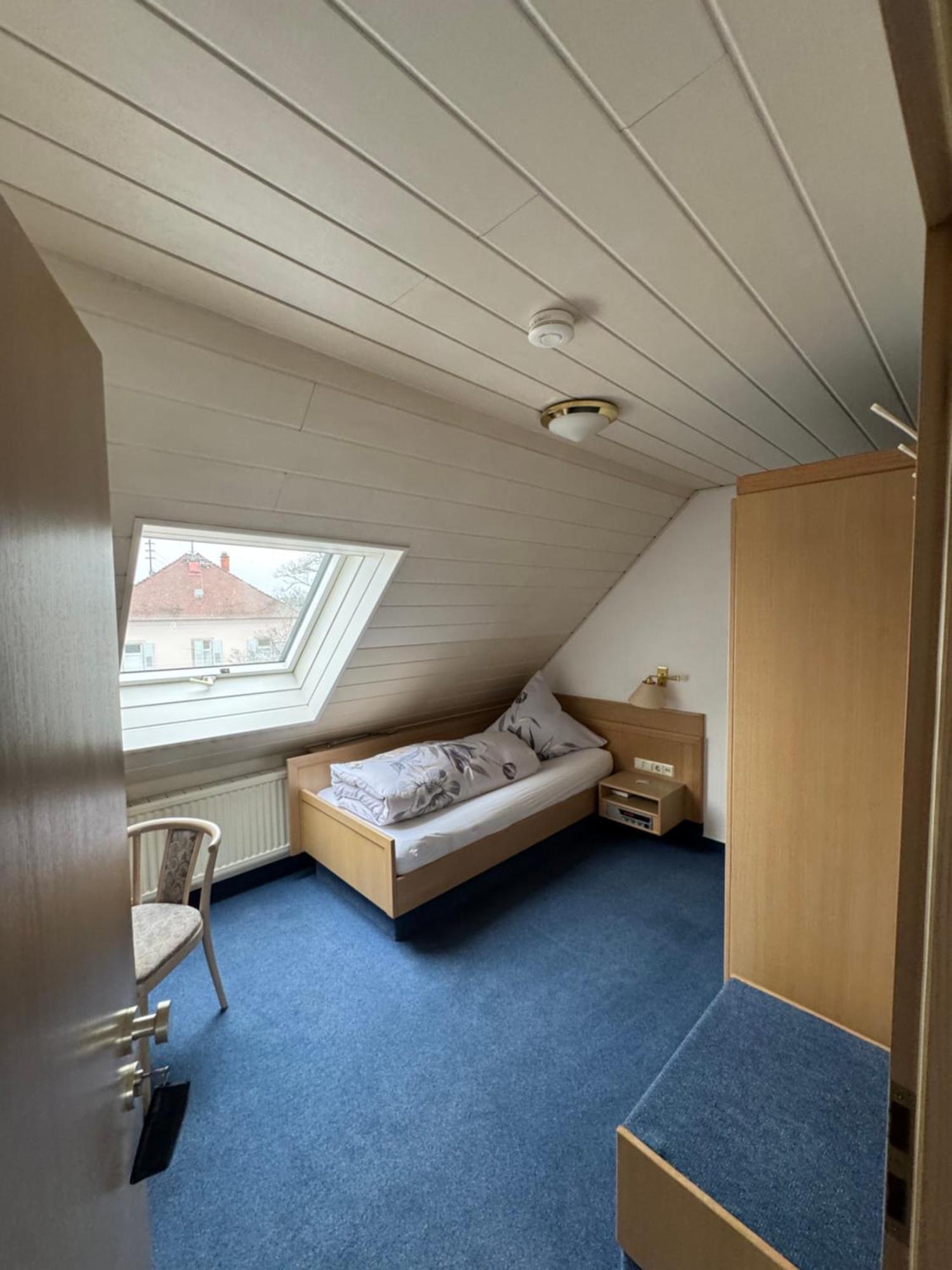 Hotel Gruener Baum Rastatt Eksteriør billede